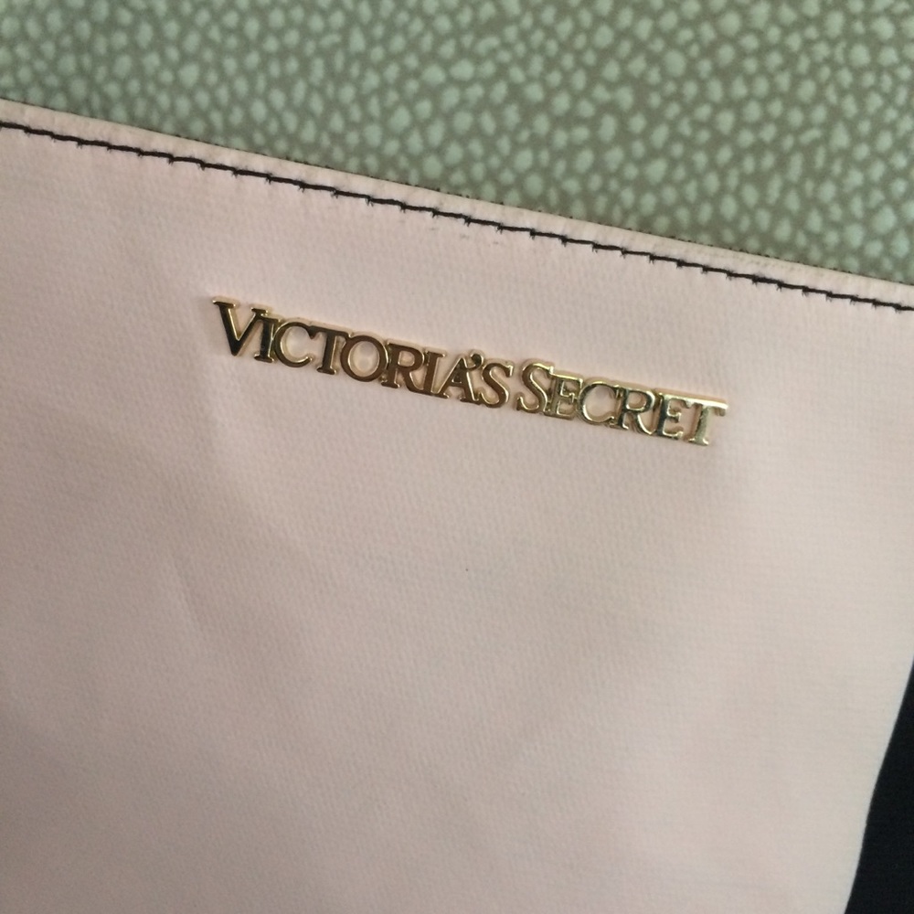 OS Victoria Secret Tote - Picture 5 of 6